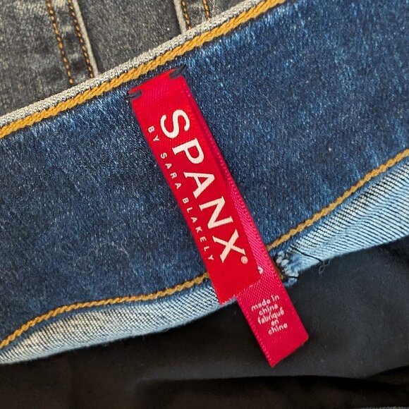 SPANX Distressed Ankle Skinny Jeans 20203R Medium Wash - Picture 12 of 16